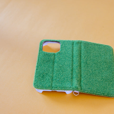 Shibaful Flip Cover for iPhone